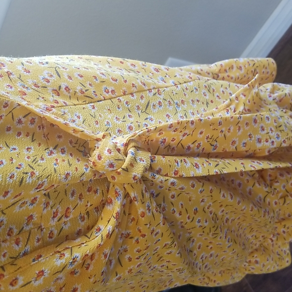 Sexy and Flirty Yellow Foral Romper Dress - Picture 4 of 5